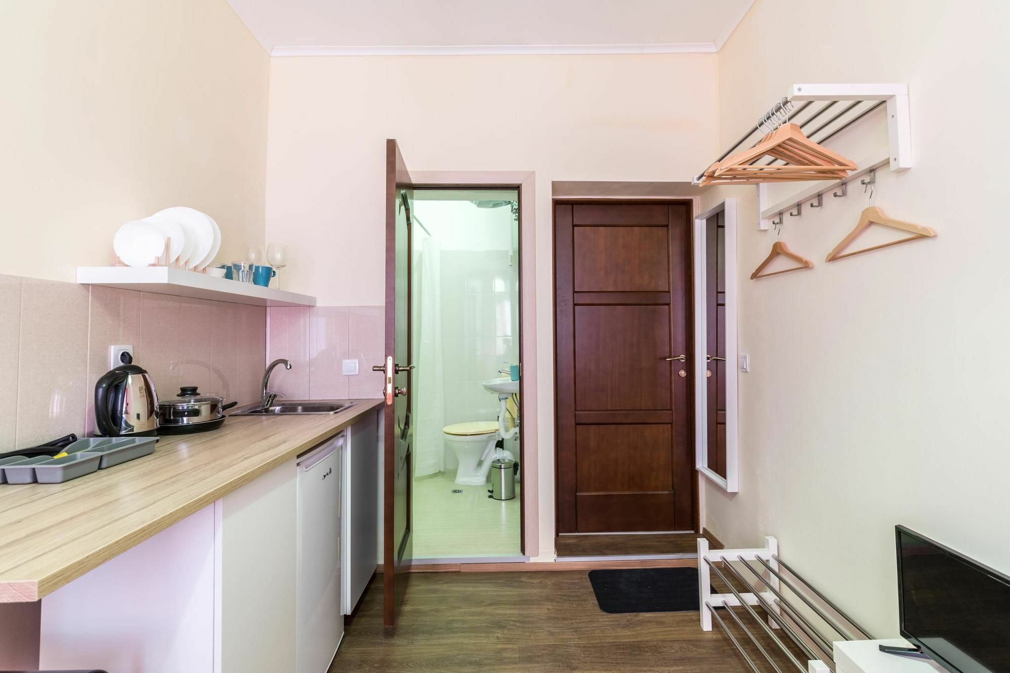 Ийзи Апартмънтс Apartment София Екстериор снимка